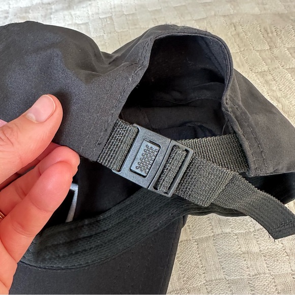 Solidcore Hat - Picture 3 of 4